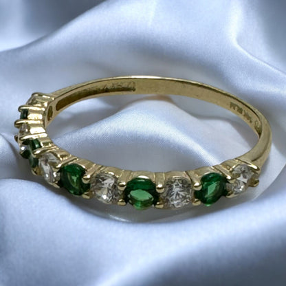 Anillo de churumbela con piedra verde